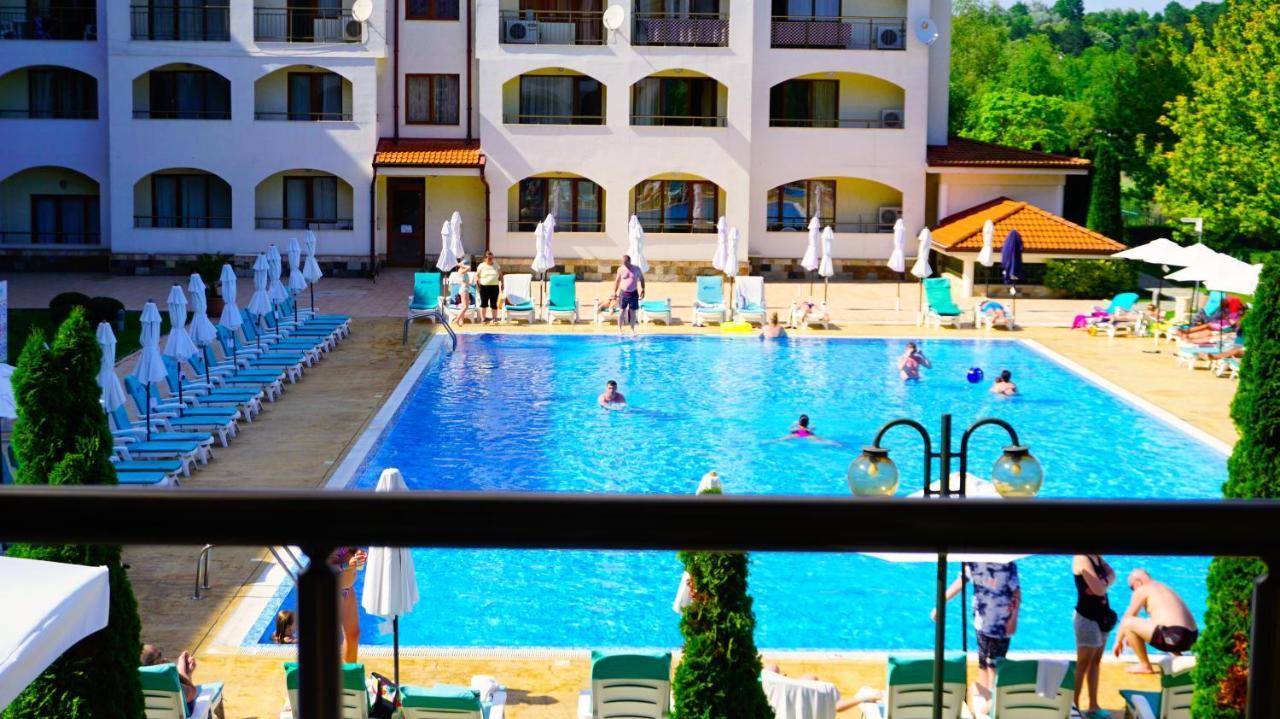 Апартамент Сънрайз Обзор - Apartment Sunrise Obzor Eksteriør bilde