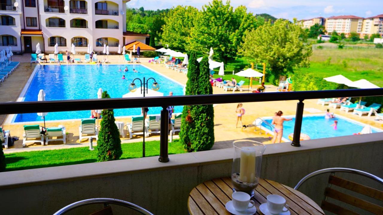 Апартамент Сънрайз Обзор - Apartment Sunrise Obzor Eksteriør bilde