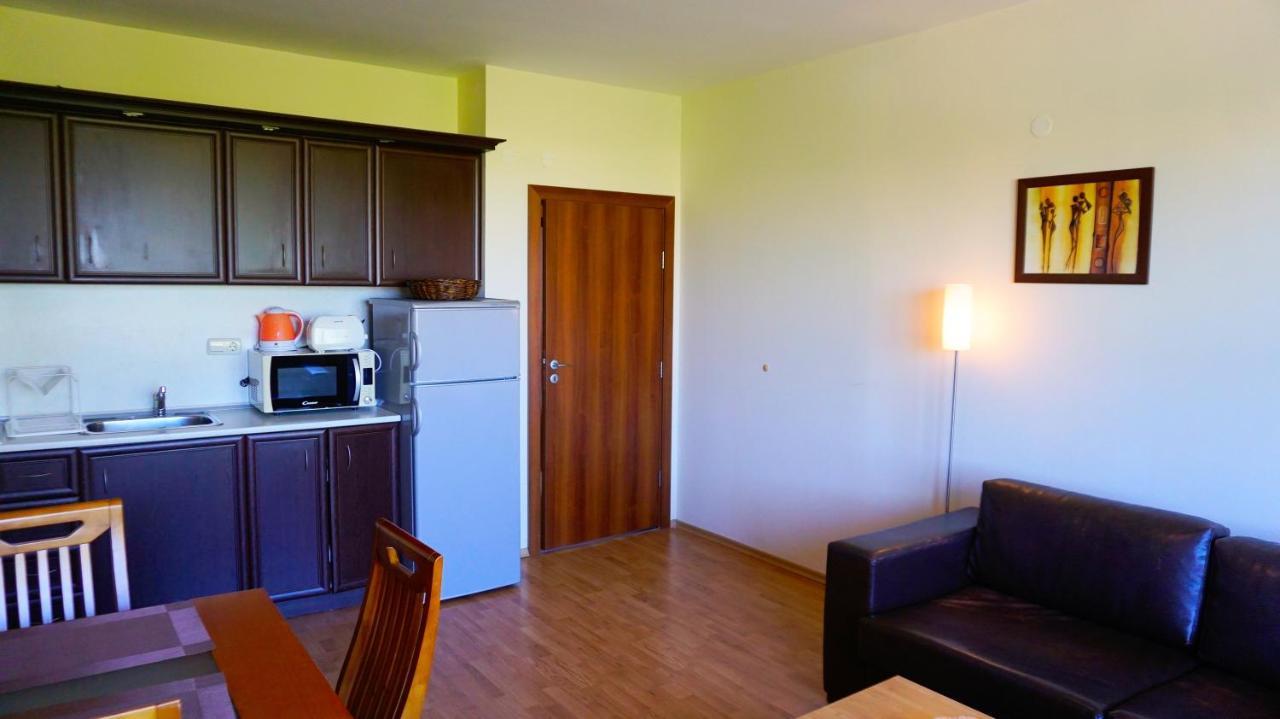 Апартамент Сънрайз Обзор - Apartment Sunrise Obzor Eksteriør bilde